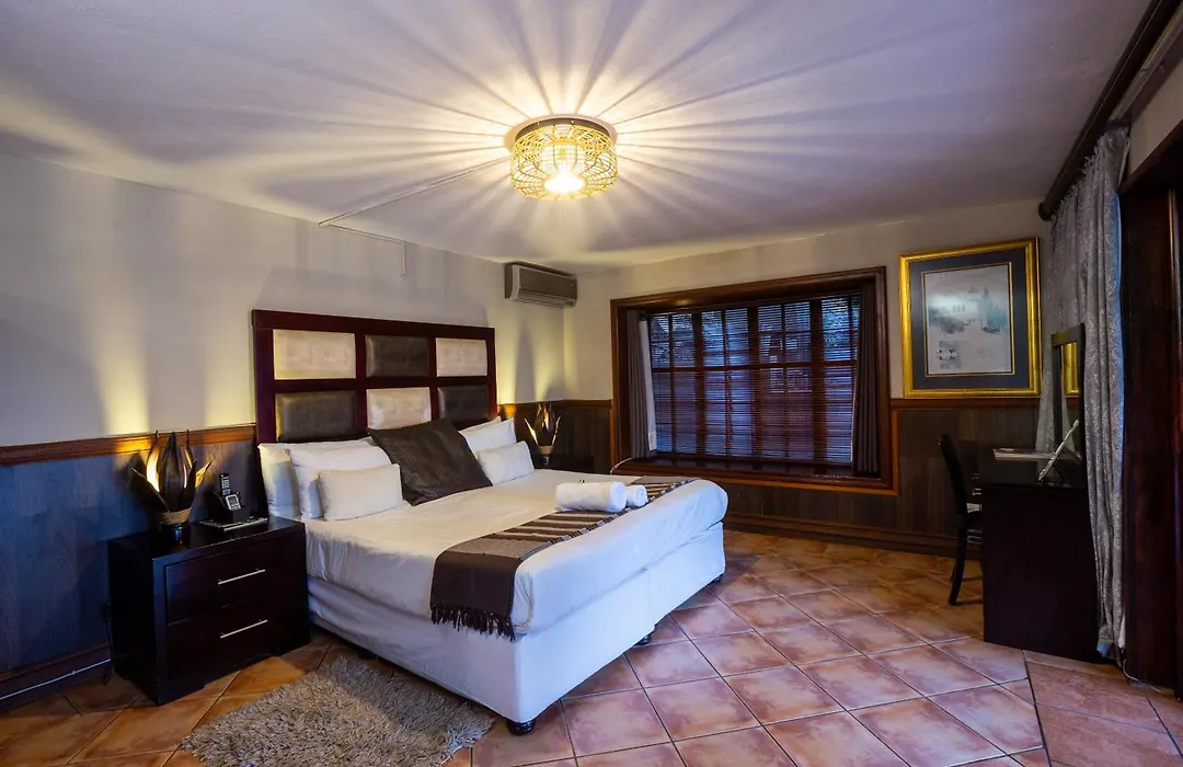 Waterfalls Boutique Hotel-1